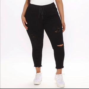 Fashion Nova Somewhat the same jogger jeans - Black - 1X